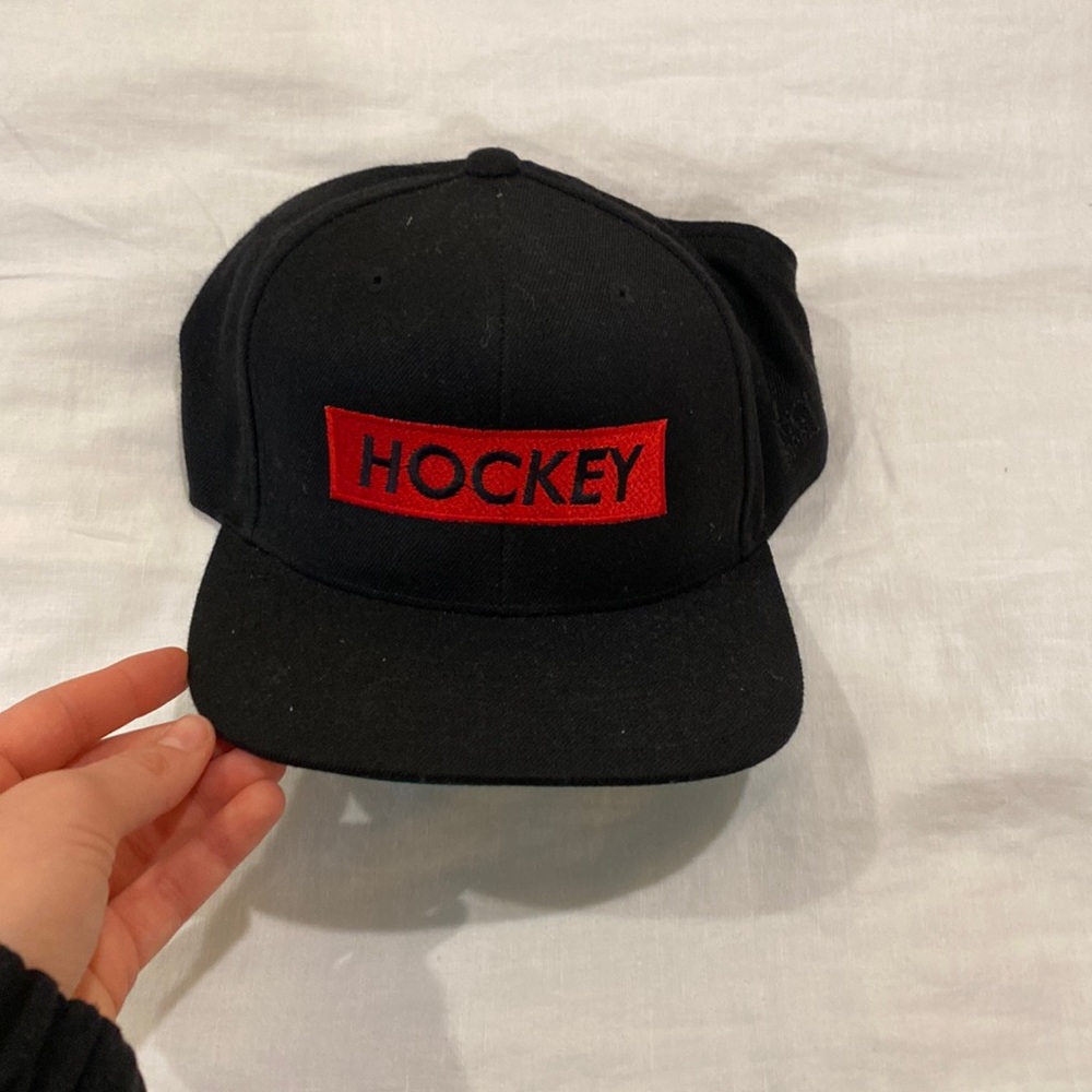 Hockey Collective; hat
